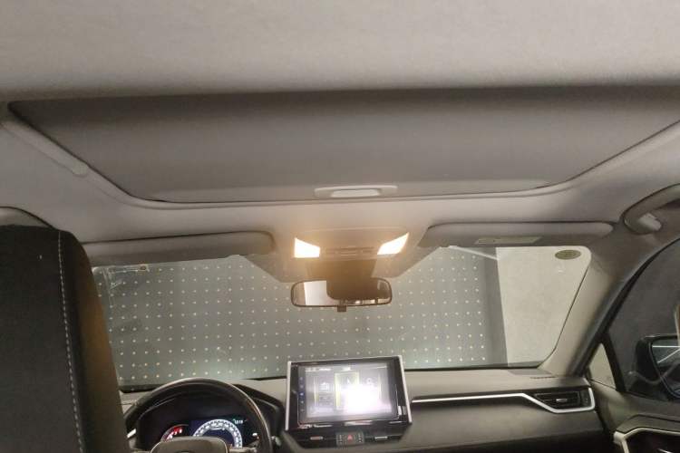 Used Toyota RAV4 2020 2.0L CVT Two-Wheel Drive Fashion PLUS Edition Headliner