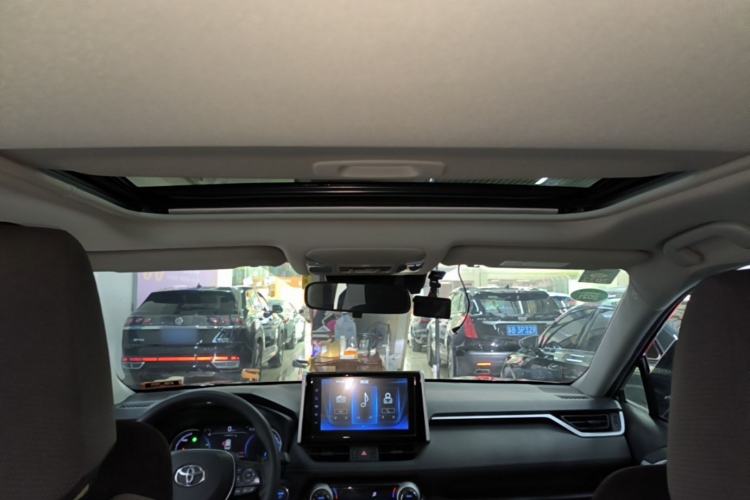 Used Toyota RAV4 2020 Dual-Engine 2.5L E-CVT Two-Wheel Drive Elite Edition Headliner