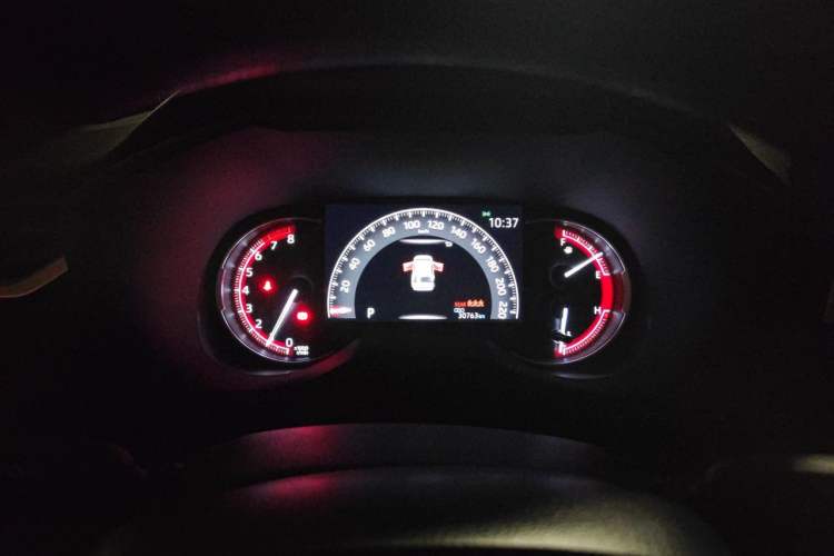 Used Toyota RAV4 2020 2.0L CVT Two-Wheel Drive Fashion Edition Instrument Cluster