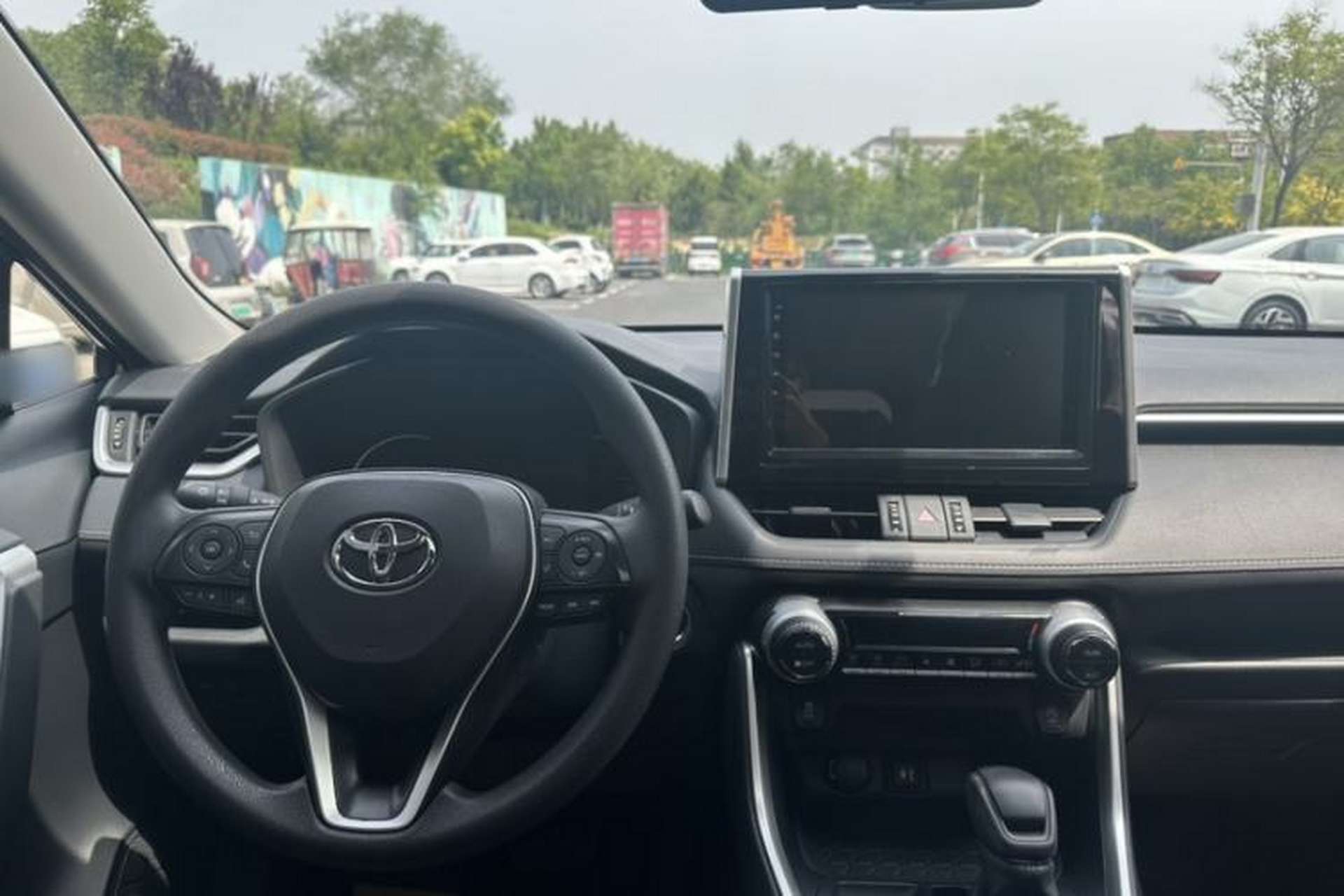 Used Toyota RAV4 2020 2.0L CVT Two-Wheel Drive Fashion Edition Interior 2