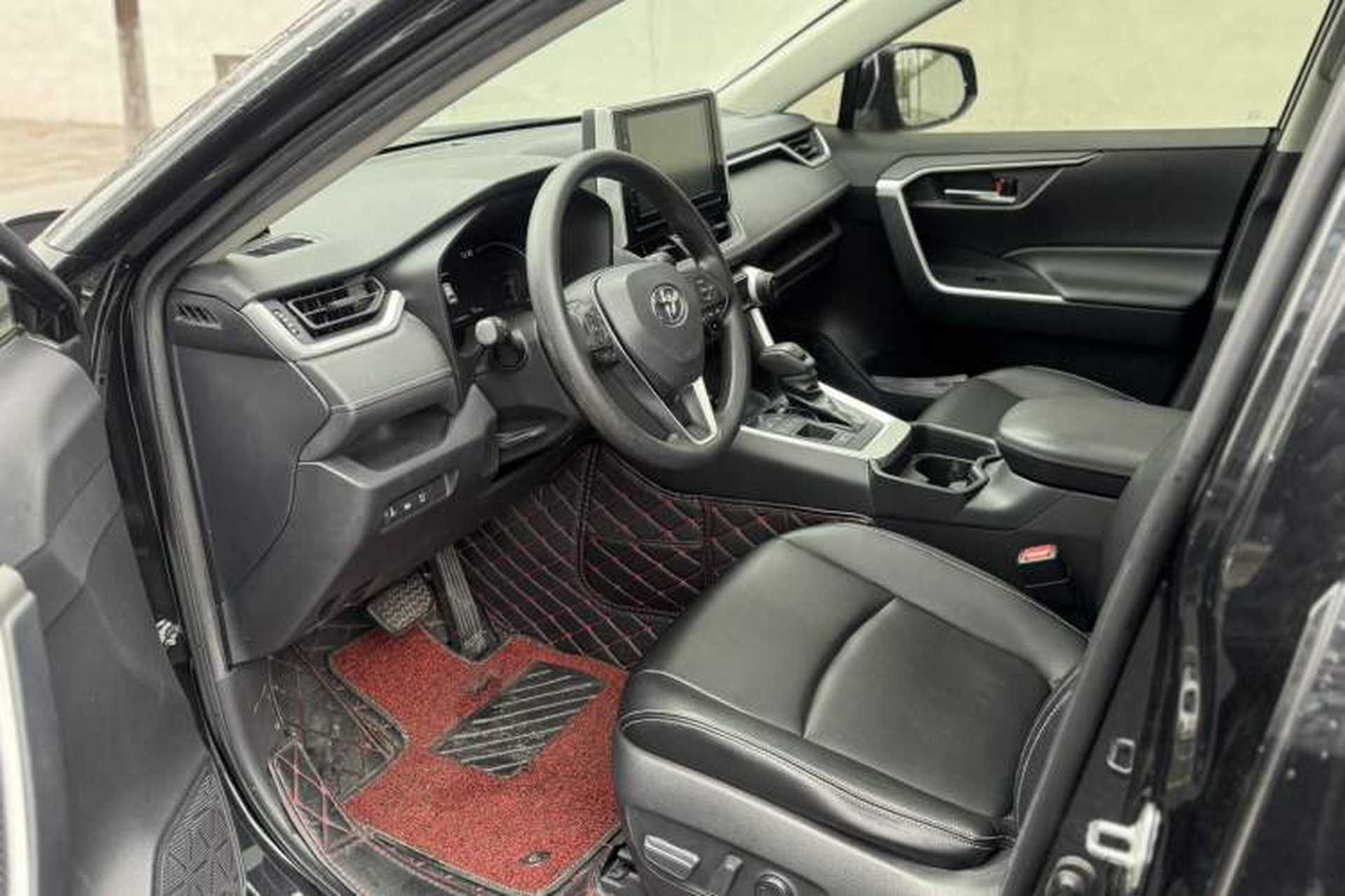 Used Toyota RAV4 2020 Dual-Engine 2.5L E-CVT Two-Wheel Drive Elite Edition Interior 2