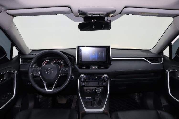 Used Toyota RAV4 2020 2.0L CVT Two-Wheel Drive Fashion PLUS Edition Interior 4