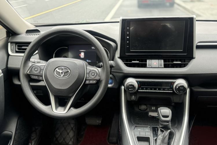 Used Toyota RAV4 2020 Dual-Engine 2.5L E-CVT Two-Wheel Drive Elite Edition Interior 5