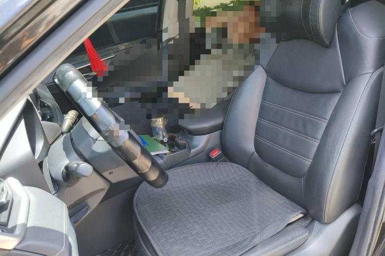 Used Toyota RAV4 2020 Dual-Engine 2.5L E-CVT 4x4 Elite PLUS Edition Left Front Seat