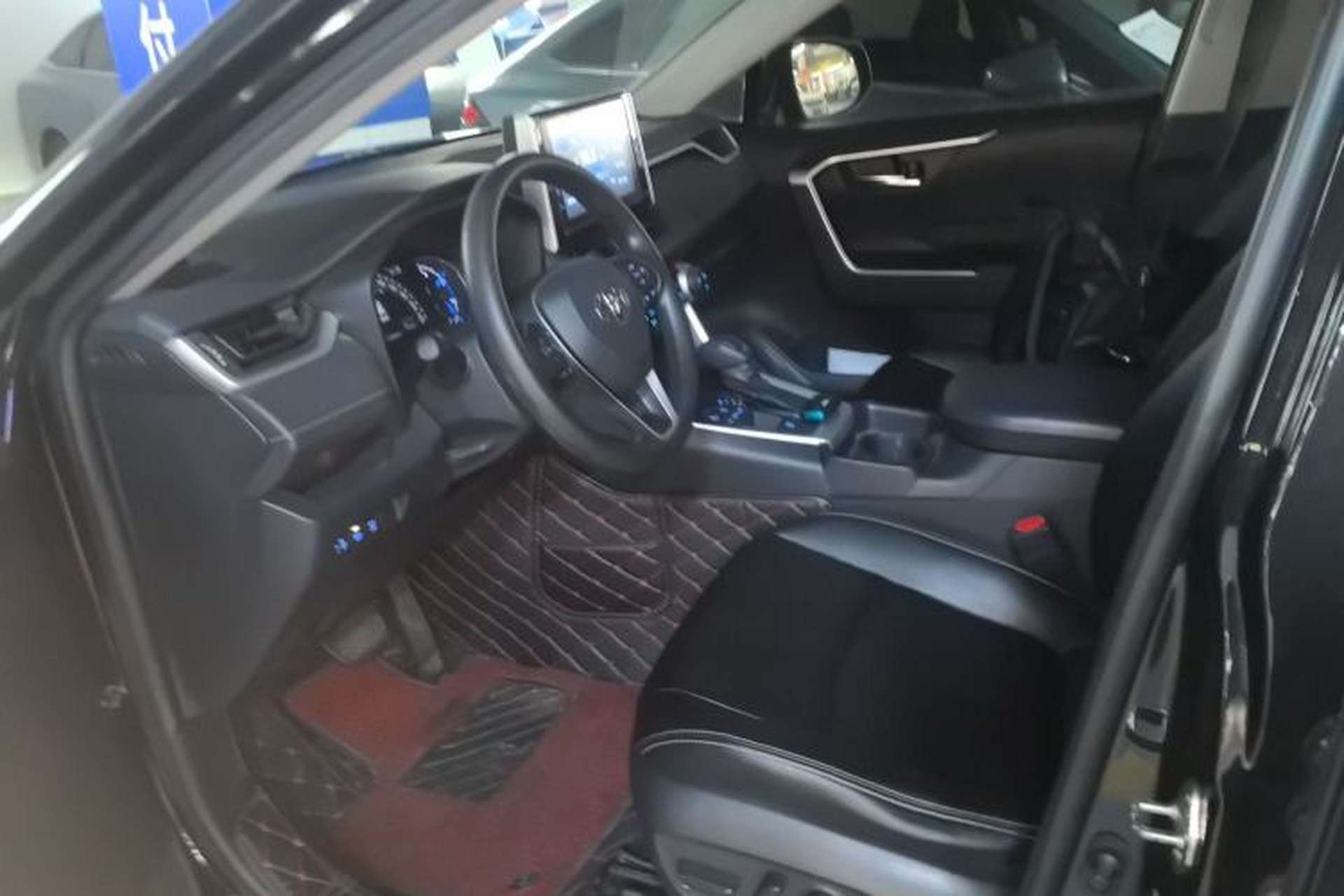 Used Toyota RAV4 2020 Dual-Engine 2.5L E-CVT Two-Wheel Drive Elite Edition Left Front Seat