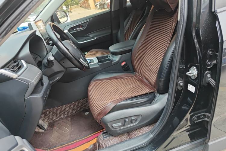 Used Toyota RAV4 2020 2.0L CVT Two-Wheel Drive Fashion Edition Left Front Seat