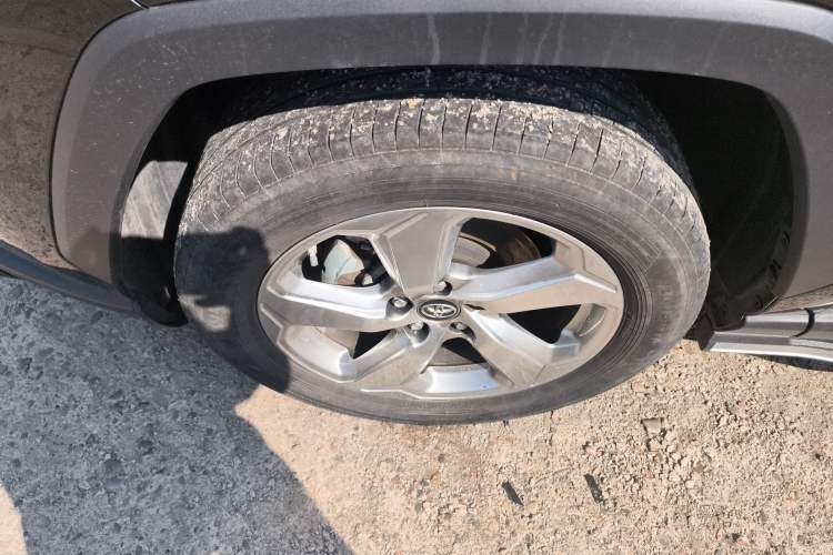 Used Toyota RAV4 2020 2.0L CVT Two-Wheel Drive Fashion Edition Left Front Wheel Hub