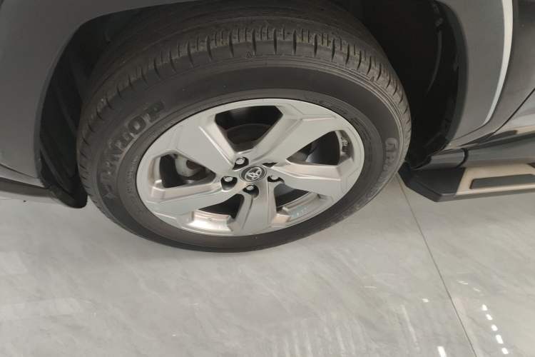 Used Toyota RAV4 2020 2.0L CVT Two-Wheel Drive Fashion Edition Left Front Wheel Hub