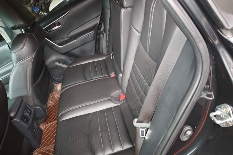 Used Toyota RAV4 2020 2.0L CVT 4x4 Trend Edition Left Rear Seat