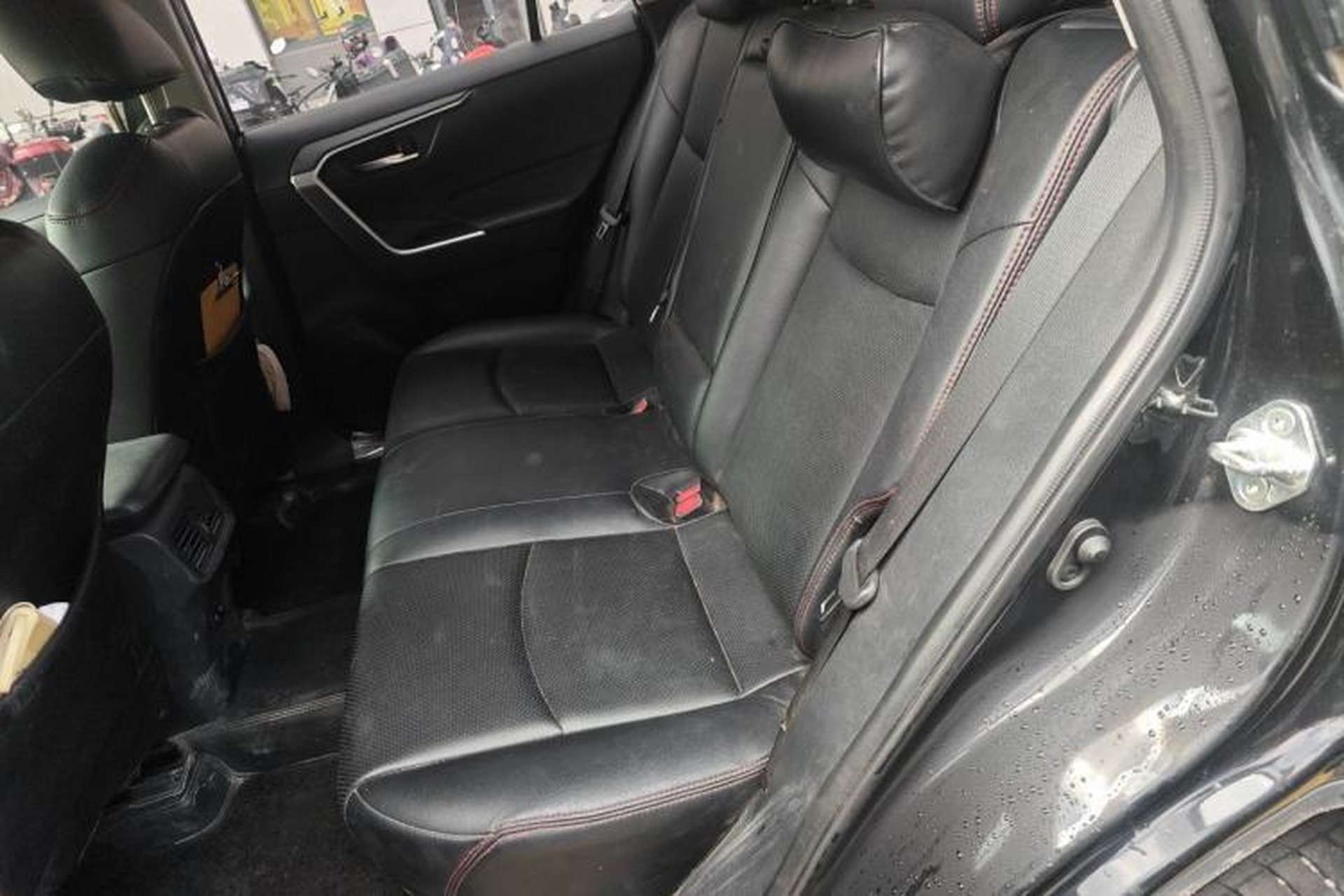 Used Toyota RAV4 2020 2.0L CVT Two-Wheel Drive Fashion Edition Left Rear Seat