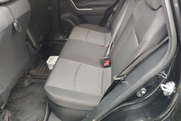 Used Toyota RAV4 2020 Dual-Engine 2.5L E-CVT Two-Wheel Drive Elite Edition Left Rear Seat