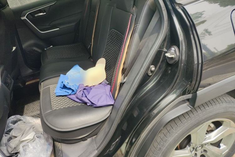 Used Toyota RAV4 2020 2.0L CVT Two-Wheel Drive Fashion Edition Left Rear Seat