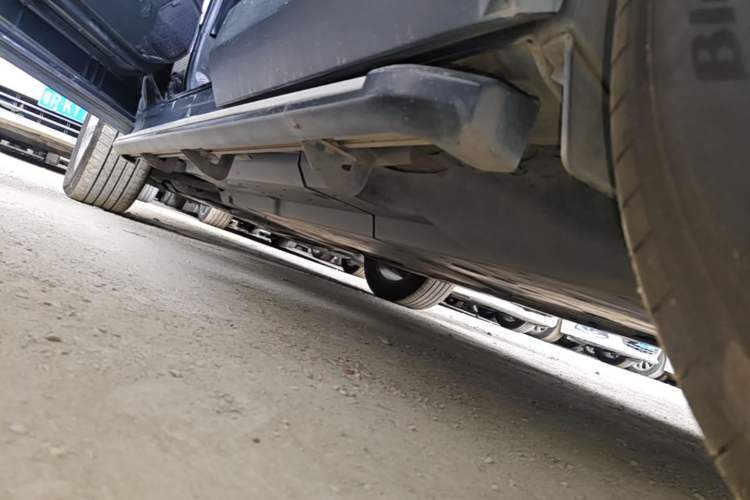 Used Toyota RAV4 2020 2.0L CVT Two-Wheel Drive Fashion Edition Left Side Sill