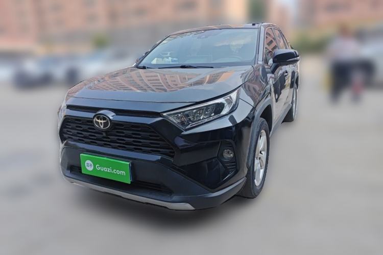 Used Toyota RAV4 2020 2.0L CVT Two-Wheel Drive Fashion Edition Guazi used car, China used car export, Used car for sale, Used  cars, Cheapest cars for sale