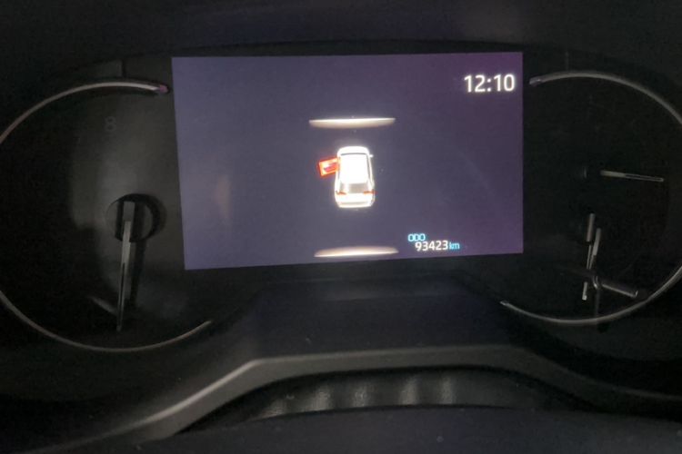 Used Toyota RAV4 2020 2.0L CVT Two-Wheel Drive Fashion Edition Odometer Close Up