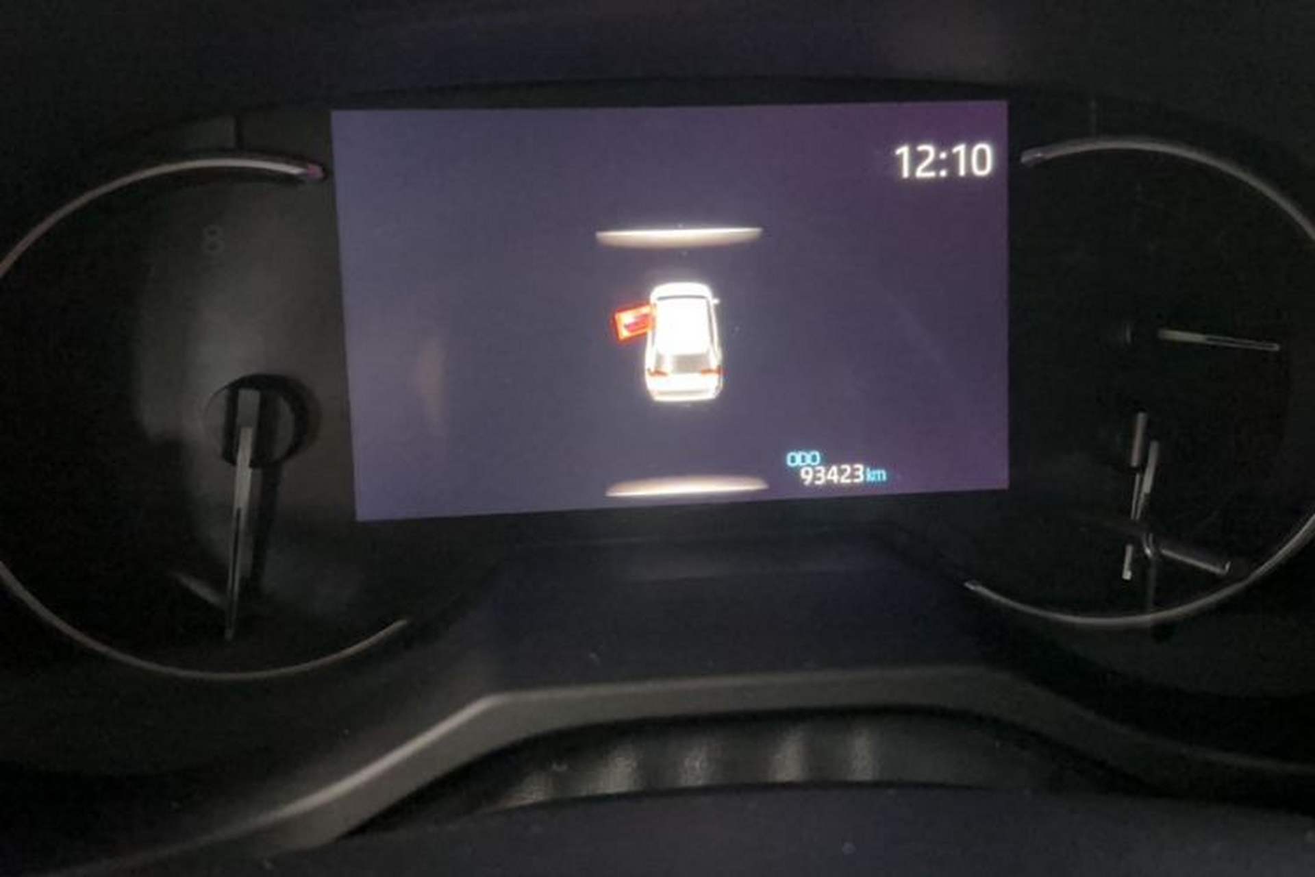 Used Toyota RAV4 2020 2.0L CVT Two-Wheel Drive Fashion Edition Odometer Close Up