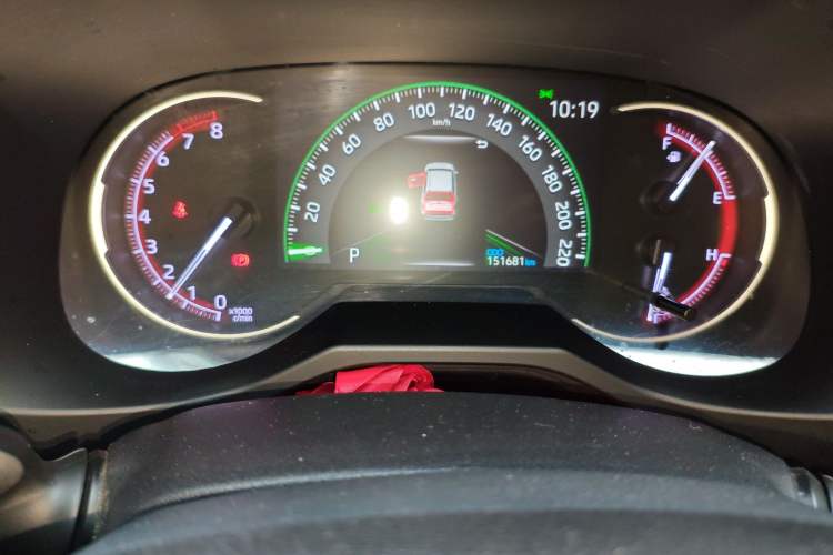 Used Toyota RAV4 2020 2.0L CVT Two-Wheel Drive Fashion Edition Odometer Close Up