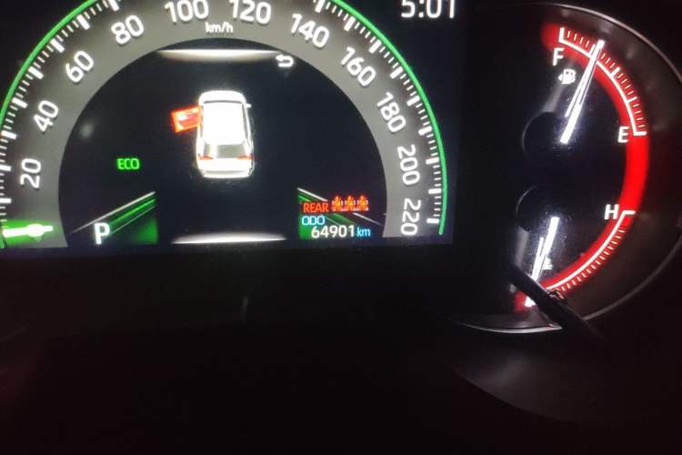 Used Toyota RAV4 2020 2.0L CVT Two-Wheel Drive Fashion Edition Odometer Close Up