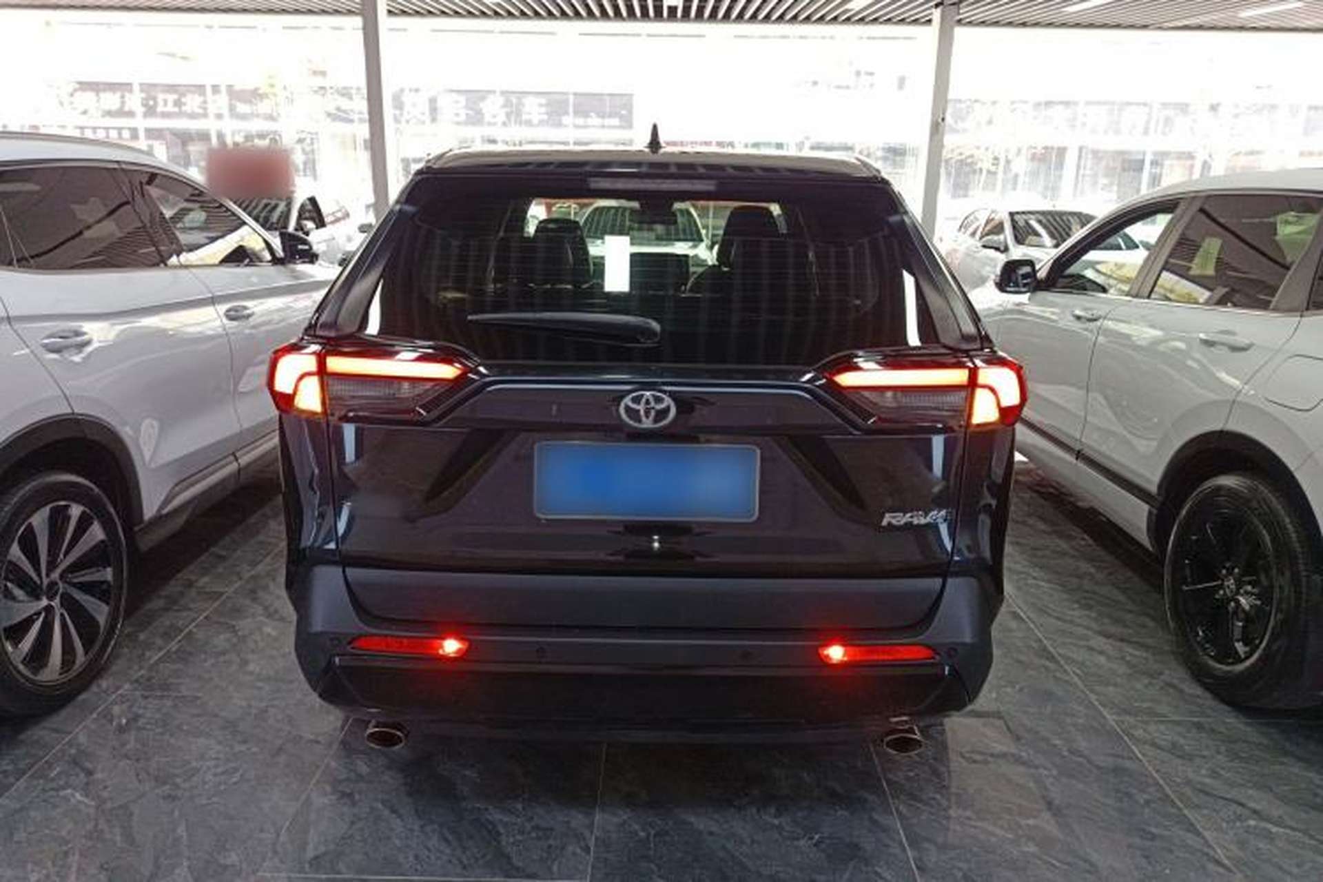 Used Toyota RAV4 2020 2.0L CVT Two-Wheel Drive Fashion Edition Rear