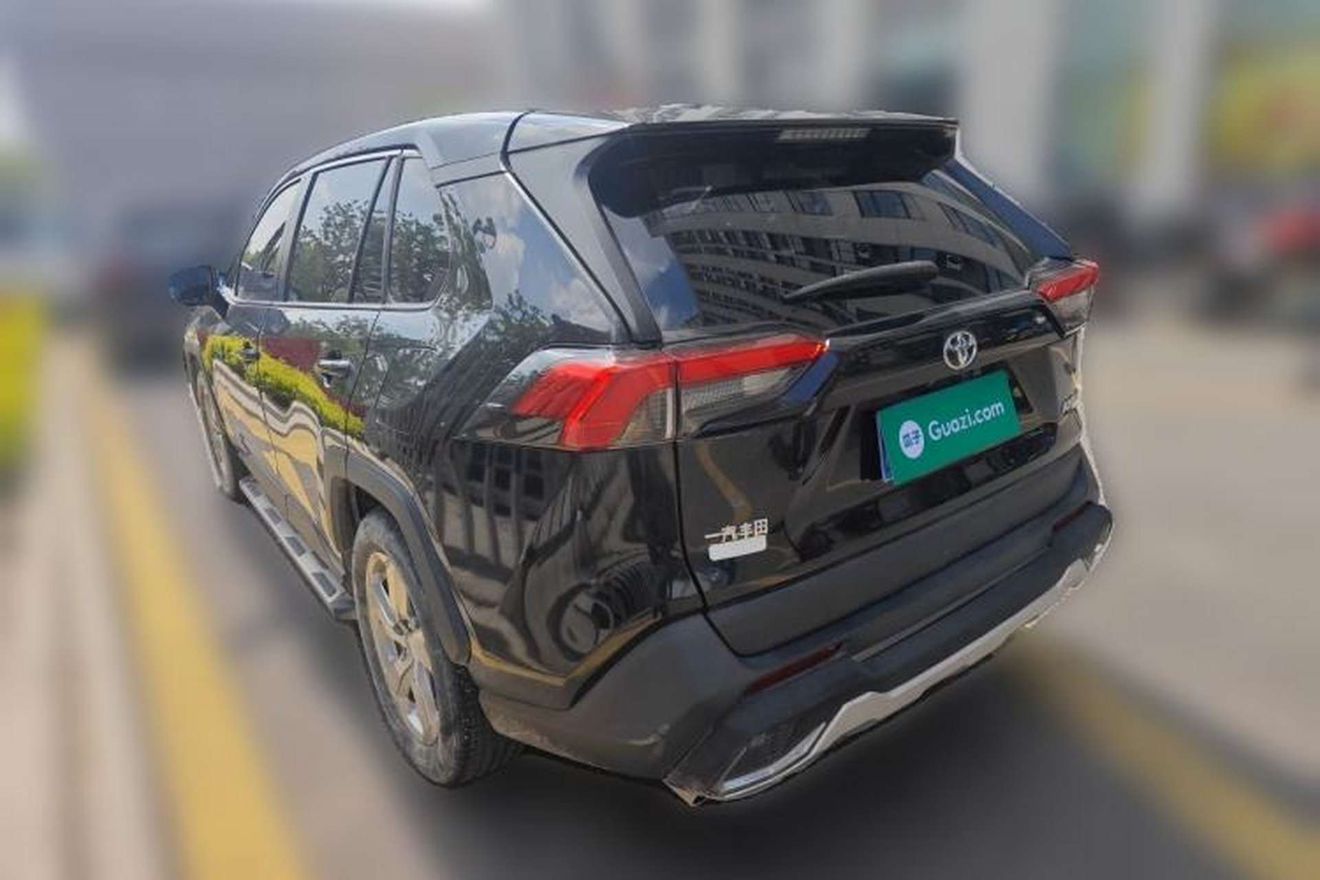 Used Toyota RAV4 2020 2.0L CVT Two-Wheel Drive Fashion Edition Rear Left 45 Deg