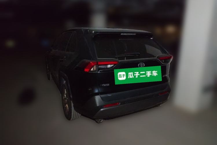Used Toyota RAV4 2020 2.0L CVT Two-Wheel Drive Fashion PLUS Edition Rear Left 45 Deg