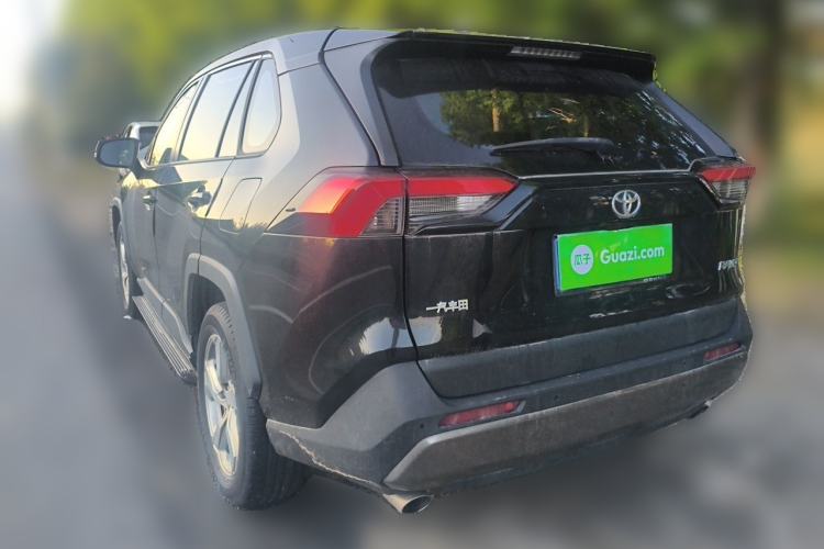 Used Toyota RAV4 2020 2.0L CVT Two-Wheel Drive Fashion Edition Rear Left 45 Deg