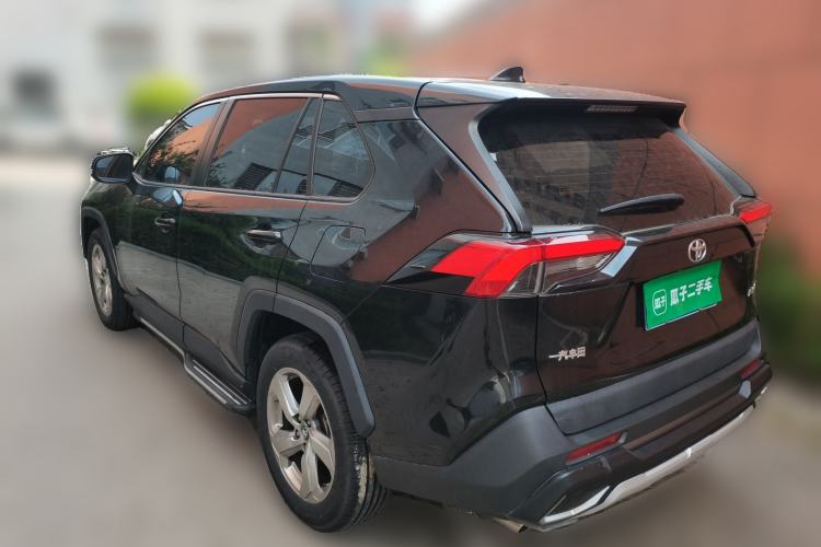 Used Toyota RAV4 2020 2.0L CVT Two-Wheel Drive Fashion Edition Rear Left 45 Deg