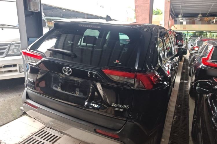 Used Toyota RAV4 2020 2.0L CVT 4x4 Trend Edition Rear Right 45 Deg