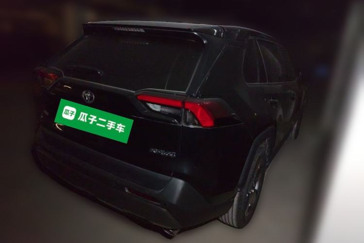 Used Toyota RAV4 2020 2.0L CVT Two-Wheel Drive Fashion PLUS Edition Rear Right 45 Deg
