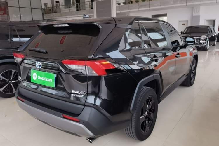Used Toyota RAV4 2020 Dual-Engine 2.5L E-CVT 4x4 Elite PLUS Edition Rear Right 45 Deg