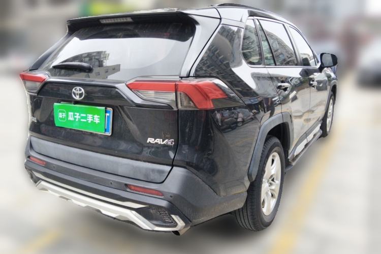 Used Toyota RAV4 2020 2.0L CVT Two-Wheel Drive Urban Edition Rear Right 45 Deg
