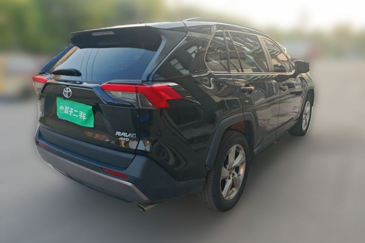 Used Toyota RAV4 2020 2.0L CVT 4x4 Trend Edition Rear Right 45 Deg
