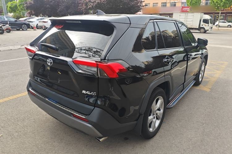 Used Toyota RAV4 2020 2.0L CVT Two-Wheel Drive Fashion PLUS Edition Rear Right 45 Deg