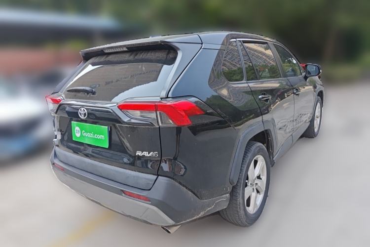 Used Toyota RAV4 2020 2.0L CVT Two-Wheel Drive Fashion Edition Rear Right 45 Deg