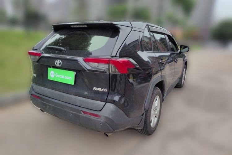 Used Toyota RAV4 2020 2.0L CVT Two-Wheel Drive Urban Edition Rear Right 45 Deg