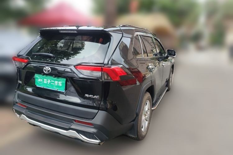 Used Toyota RAV4 2020 2.0L CVT Two-Wheel Drive Urban Edition Rear Right 45 Deg
