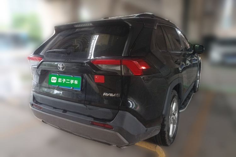 Used Toyota RAV4 2020 2.0L CVT Two-Wheel Drive Fashion PLUS Edition Rear Right 45 Deg