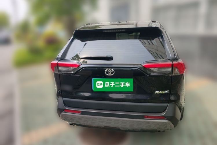 Used Toyota RAV4 2020 2.0L CVT Two-Wheel Drive Fashion Edition Rear