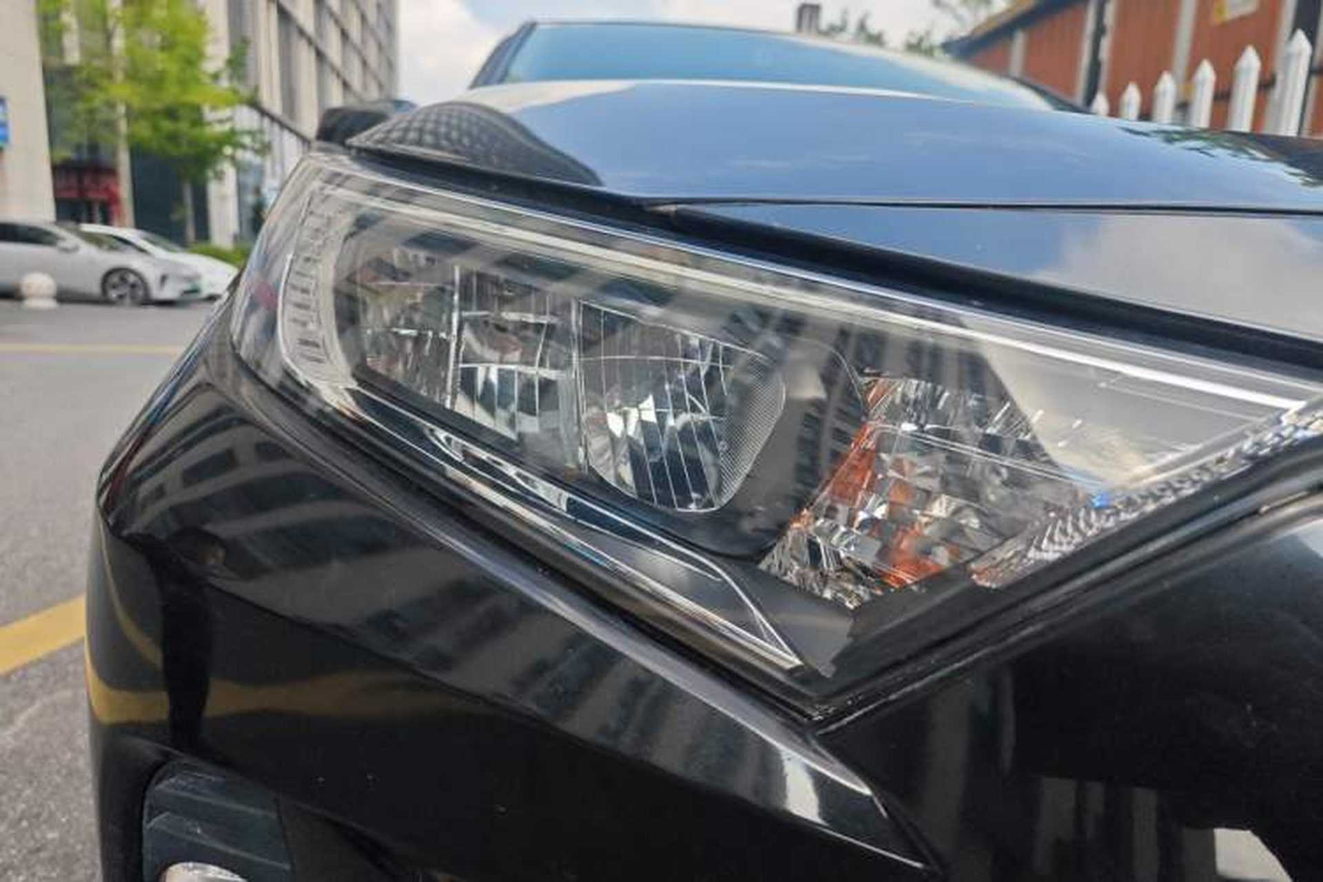 Used Toyota RAV4 2020 2.0L CVT Two-Wheel Drive Fashion Edition Right Front Headlight