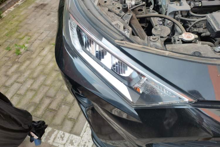 Used Toyota RAV4 2020 2.0L CVT Two-Wheel Drive Fashion Edition Right Front Headlight
