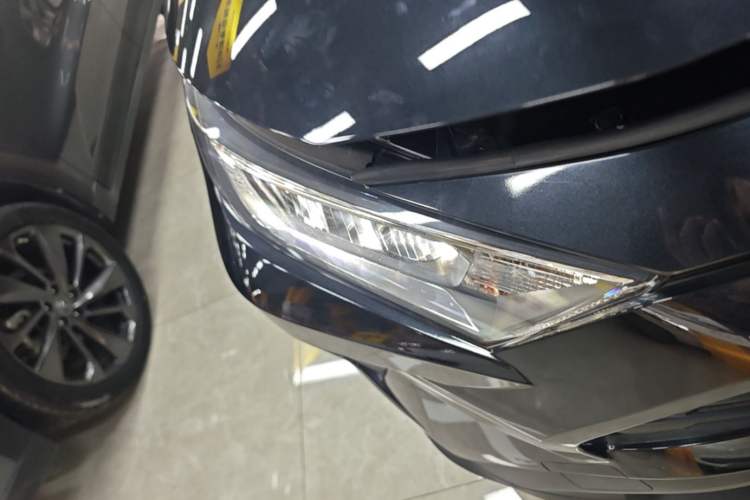 Used Toyota RAV4 2020 2.0L CVT Two-Wheel Drive Fashion Edition Right Front Headlight