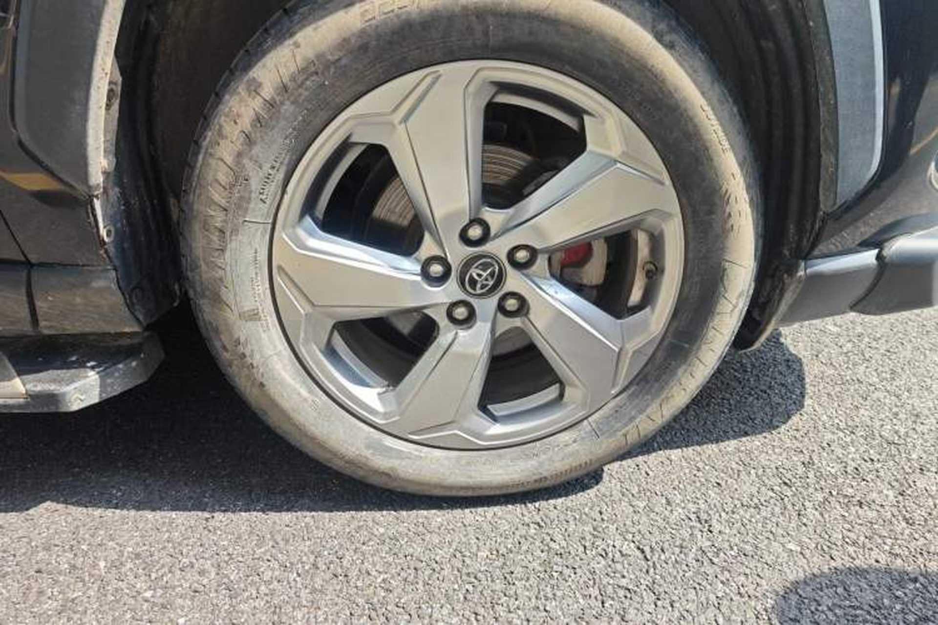 Used Toyota RAV4 2020 2.0L CVT Two-Wheel Drive Fashion Edition Right Front Wheel Hub