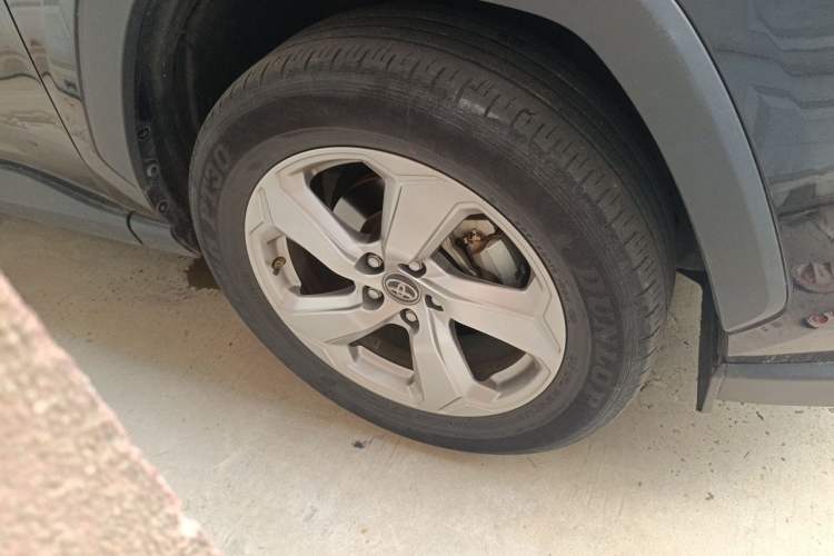 Used Toyota RAV4 2020 2.0L CVT Two-Wheel Drive Fashion Edition Right Front Wheel Hub