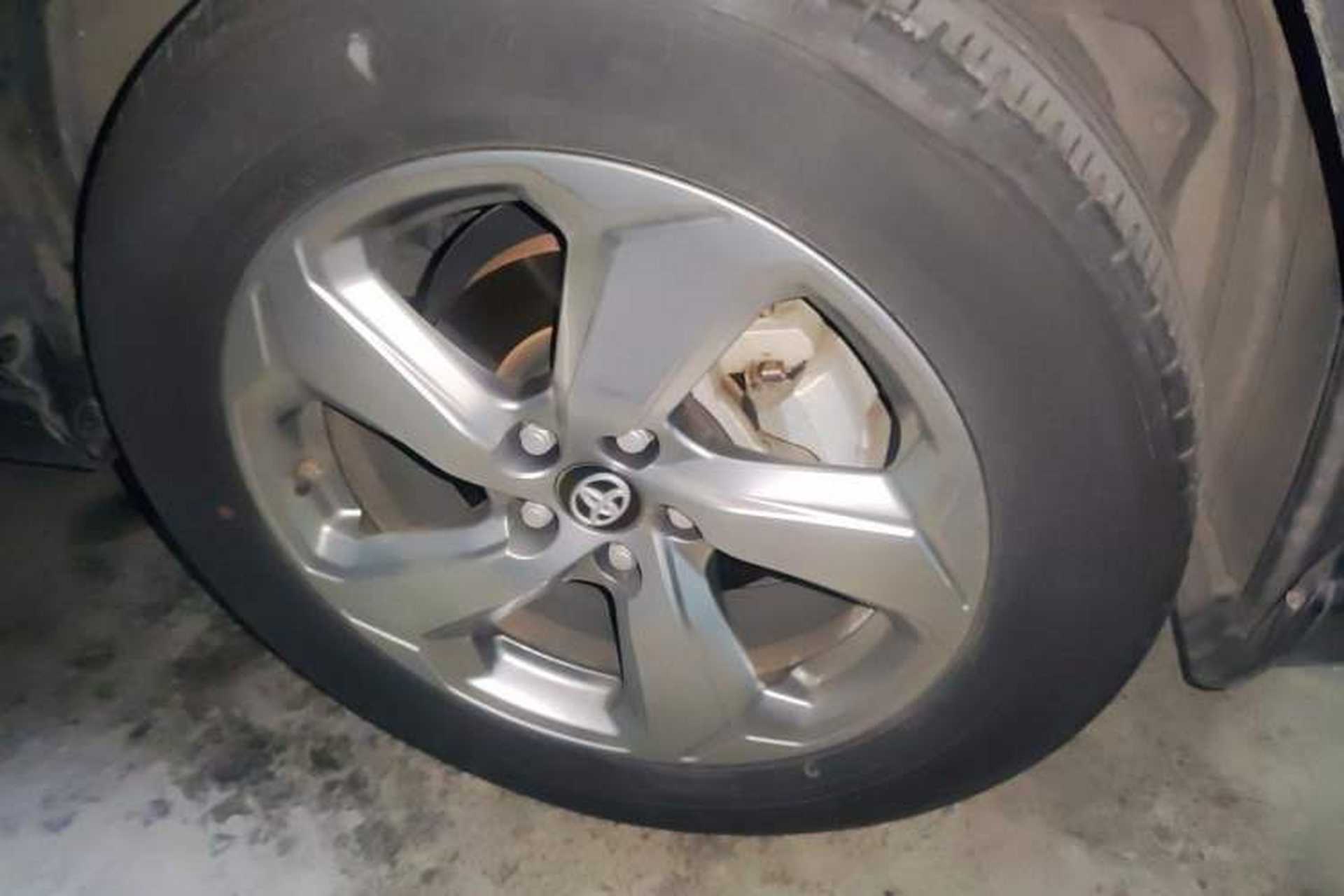 Used Toyota RAV4 2020 2.0L CVT Two-Wheel Drive Fashion Edition Right Front Wheel Hub