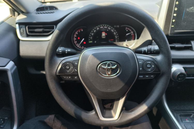 Used Toyota RAV4 2020 2.0L CVT Two-Wheel Drive Fashion Edition Steering Wheel