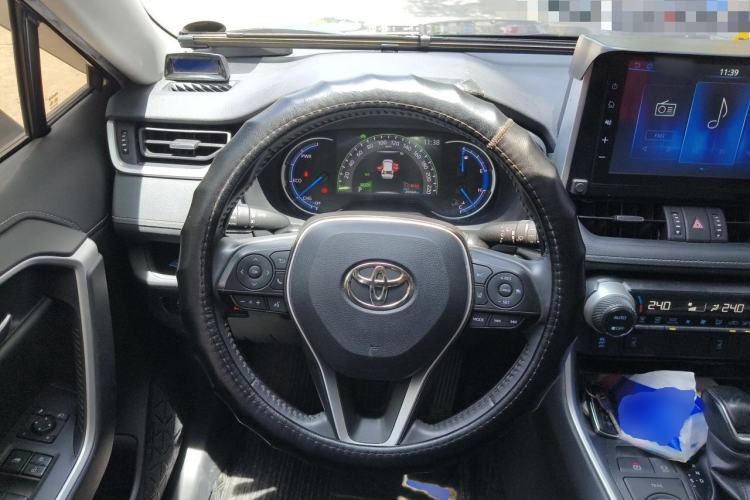 Used Toyota RAV4 2020 Dual-Engine 2.5L E-CVT 4x4 Elite PLUS Edition Steering Wheel