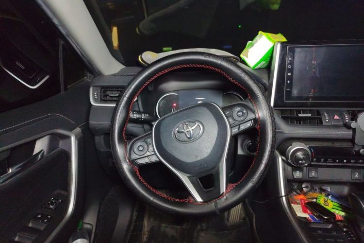 Used Toyota RAV4 2020 2.0L CVT Two-Wheel Drive Fashion PLUS Edition Steering Wheel