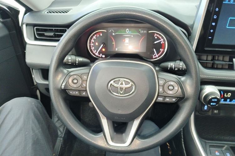 Used Toyota RAV4 2020 2.0L CVT Two-Wheel Drive Fashion Edition Steering Wheel