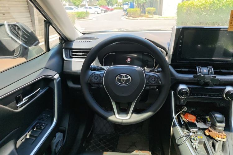 Used Toyota RAV4 2020 2.0L CVT Two-Wheel Drive Fashion Edition Steering Wheel