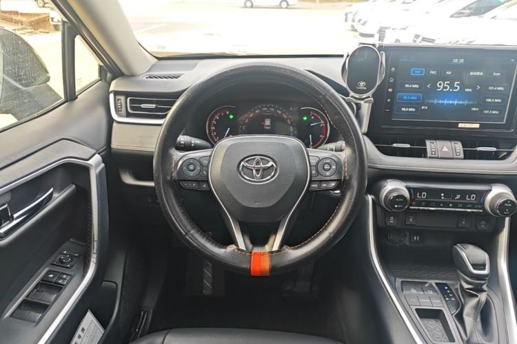 Used Toyota RAV4 2020 2.0L CVT Two-Wheel Drive Fashion PLUS Edition Steering Wheel
